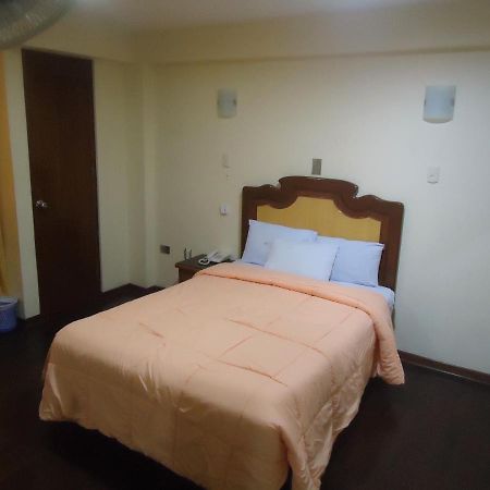 Hotel Panamericano リマ エクステリア 写真