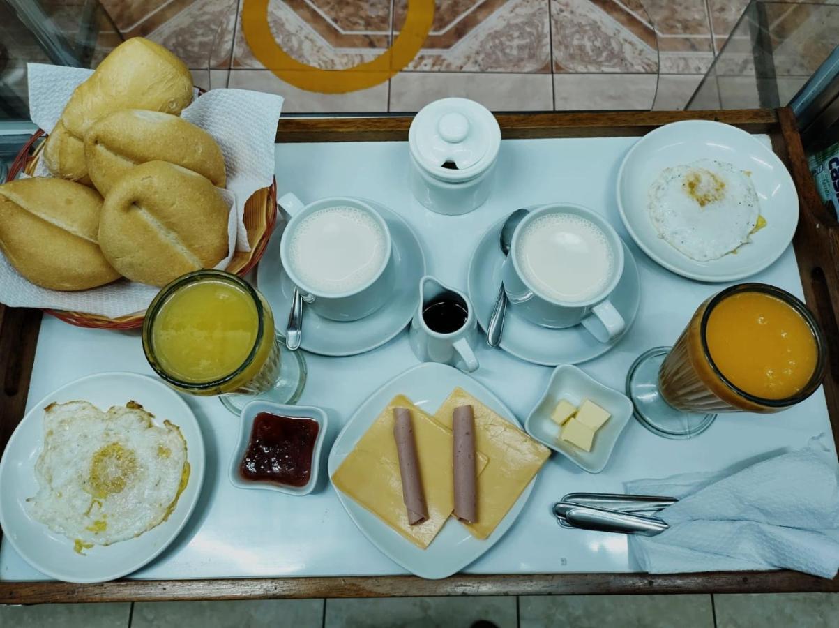 Hotel Panamericano リマ エクステリア 写真