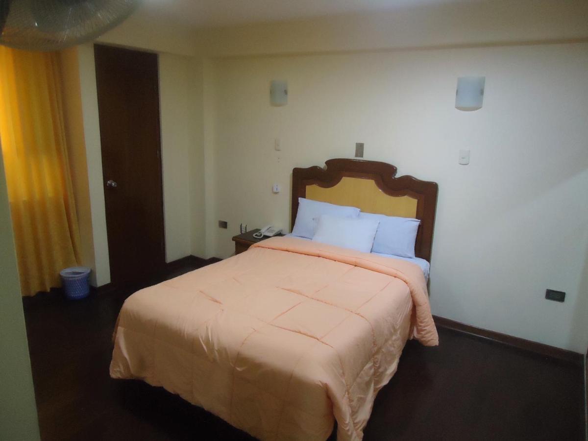 Hotel Panamericano リマ エクステリア 写真